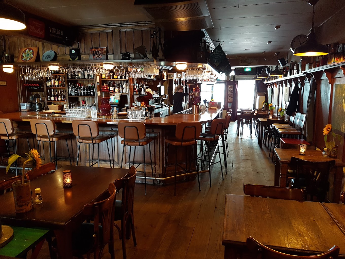 Interieur van Eetcafe De Rog